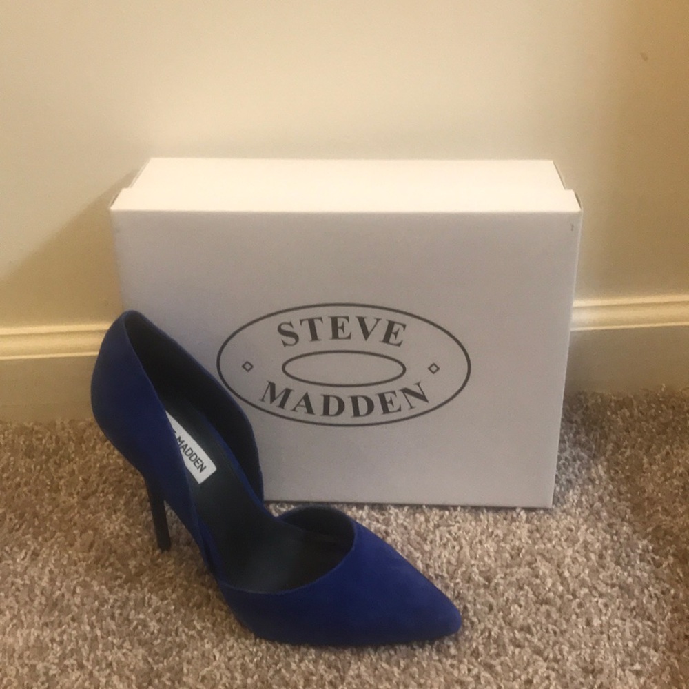 Steve Madden blue suede shoes